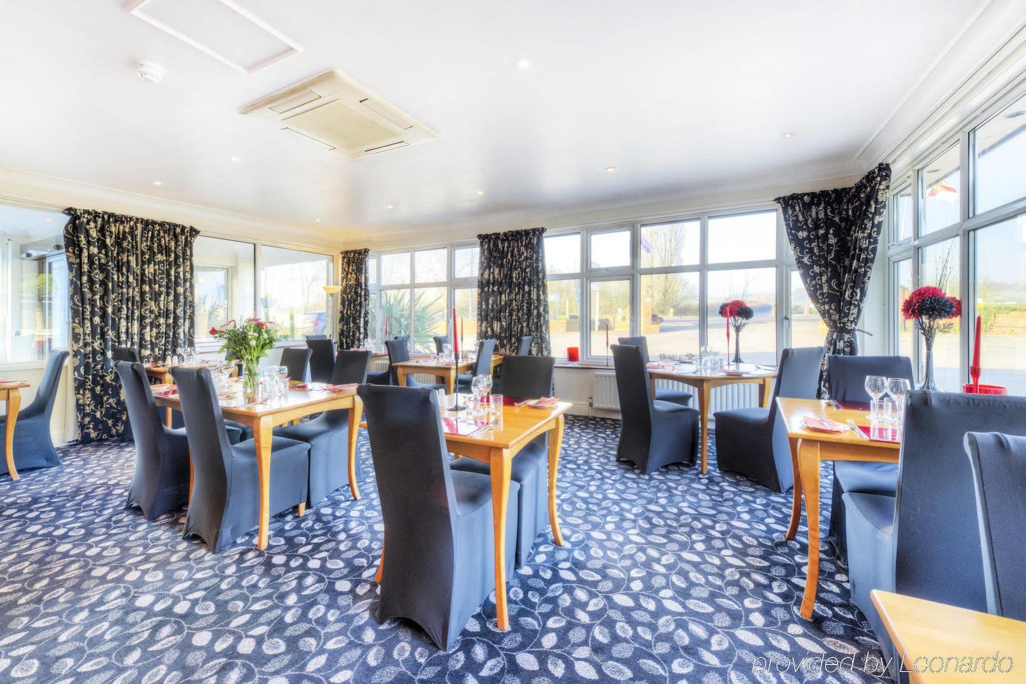 Flexistay Reading West Aparthotel - With Communal Kitchen Use Extérieur photo
