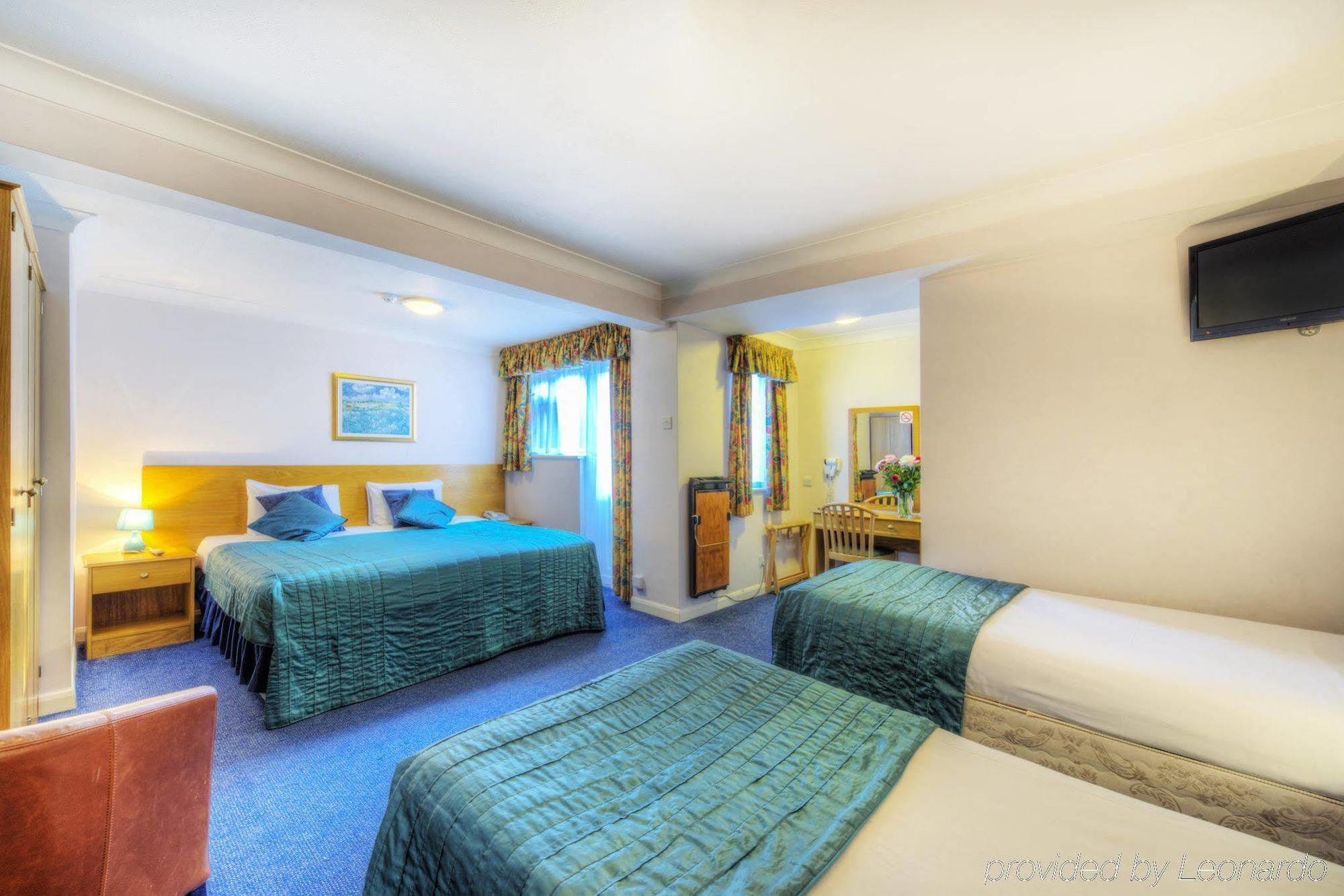 Flexistay Reading West Aparthotel - With Communal Kitchen Use Extérieur photo
