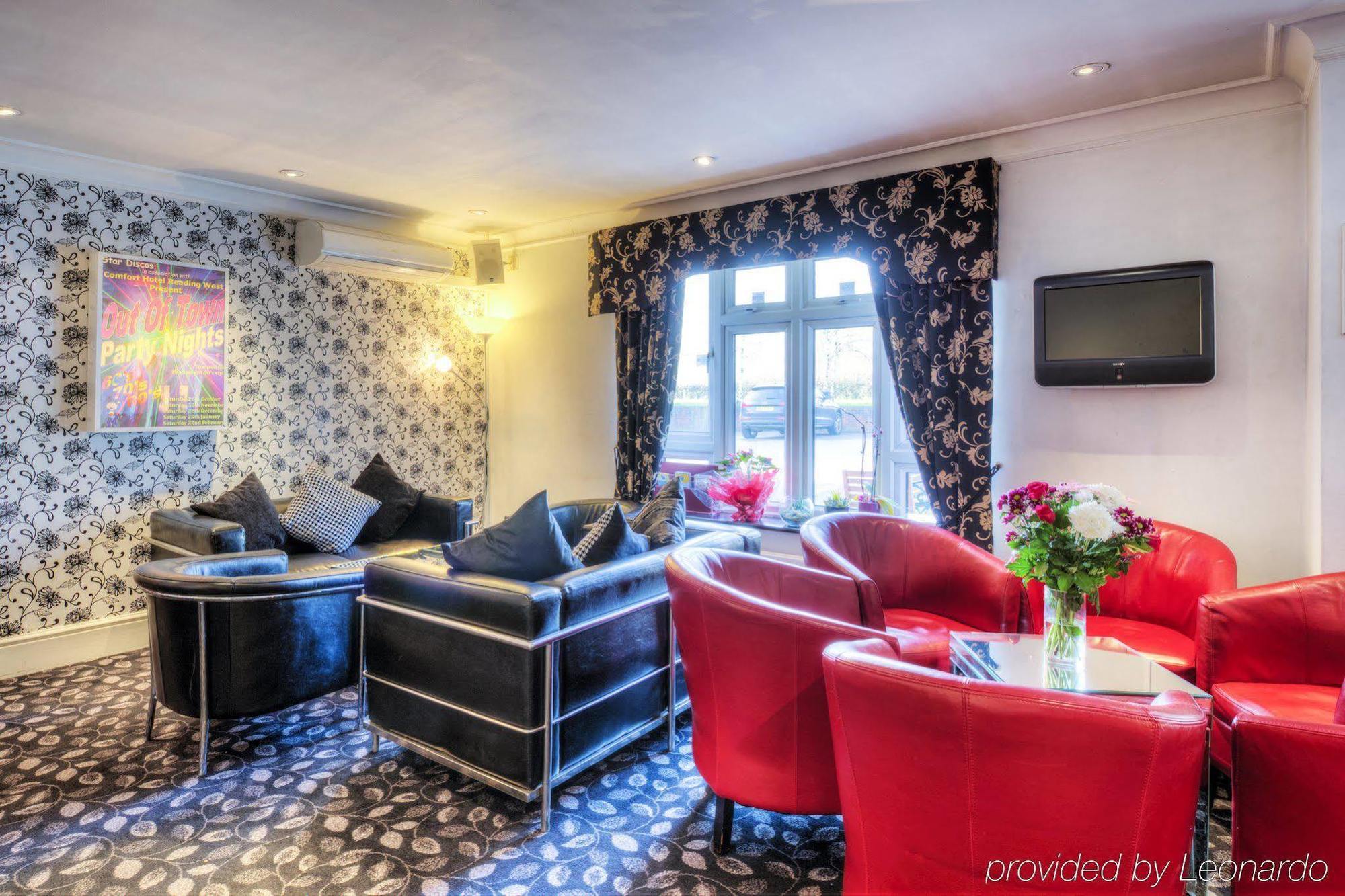 Flexistay Reading West Aparthotel - With Communal Kitchen Use Extérieur photo
