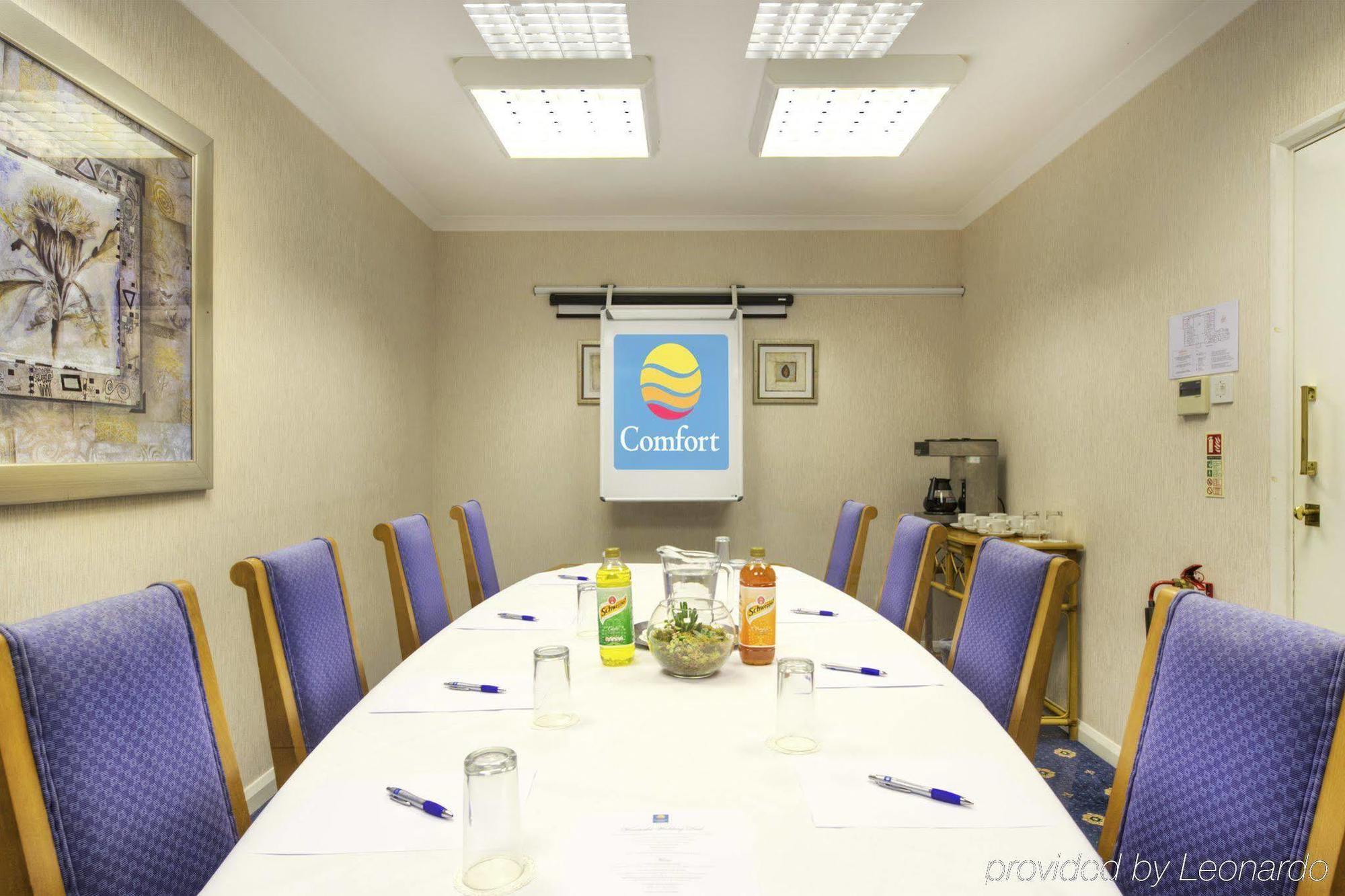 Flexistay Reading West Aparthotel - With Communal Kitchen Use Extérieur photo